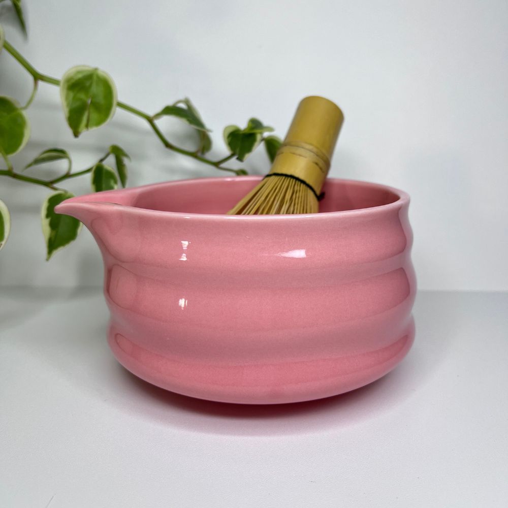 GIANYAR Bowl by Matcha Bali - Ceramic Matcha Bowl with Spout