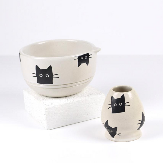 Momochan Set – Ceramic Bowl & Chasen Holder